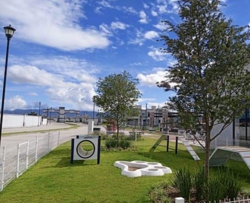 Casa Nueva En Pachuca, 3 Recamaras Con Cisterna