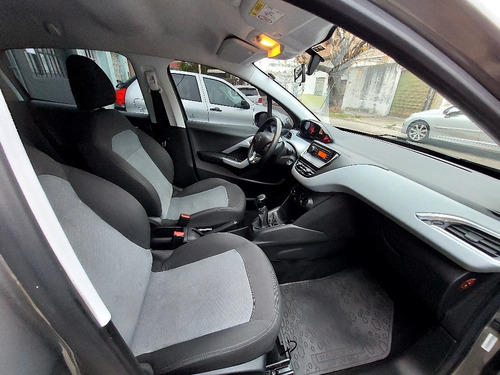 Imagen 7 de 9 de Peugeot 208 2015 1.5 Active
