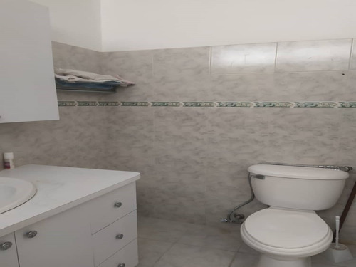 Imagen 25 de 30 de Casa En Venta - Urb Colinas De Los Ruices- Yvelisse Herrera Asesor Inmobiliario Re/max Vip Lpg 04241767041