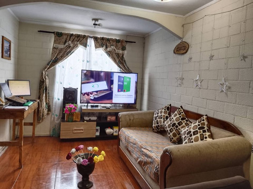 Venta De Casa 3d+2b+2e+1bodega En Lomas De Maipú (maipú)
