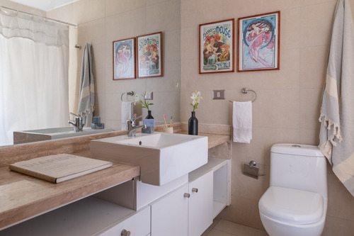 Imagen 12 de 24 de Linda Y Espaciosa Casa En Condominio De La Reina