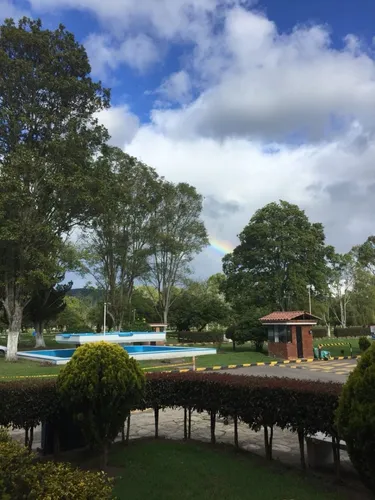 Lote Triple En Cementerio Jardines La Inmaculada