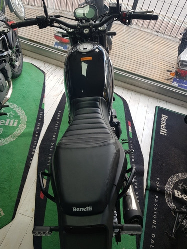 Imagen 6 de 8 de Benelli Leoncino 500 En Sbk Motos