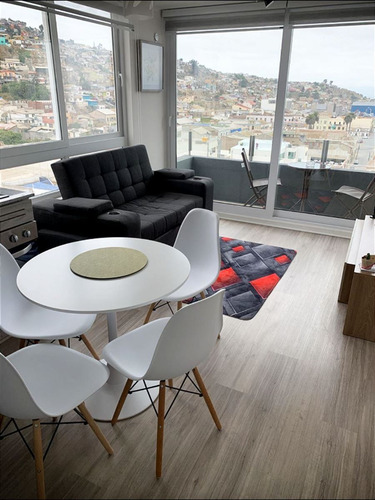 Arriendo Centro De Coquimbo: Depto Amoblado Con Vista Al Mar