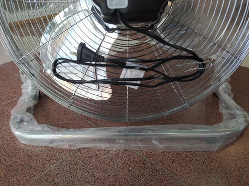 Turbo Ventilador Liliana Vtfm18 Cromado 3 Aspas 18 Pulgadas
