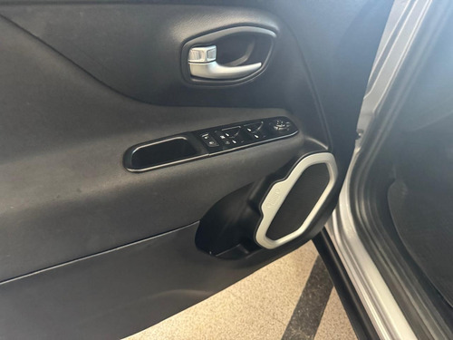 Jeep Renegade 1.8 Sport At