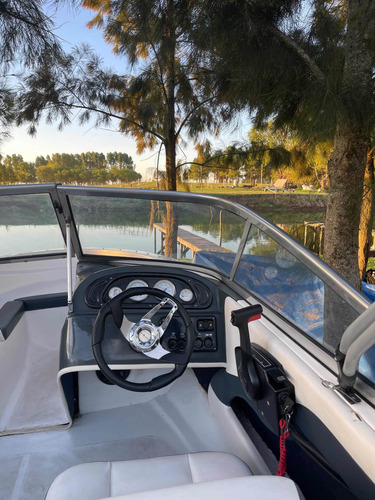 Imagen 3 de 11 de Marine Sur Quicksilver 1600