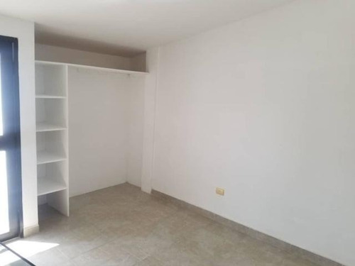 Imagen 7 de 30 de Casa En Alquiler En Cabudare, Cercano A La Mendera, Numero De Contacto Teléfono: 22-6076, Rent-a-house Centro Occidente Mls Código: 22-6076, Conjunto Cerrado, Cuenta Con 3 Habitaciones, 3 Baños