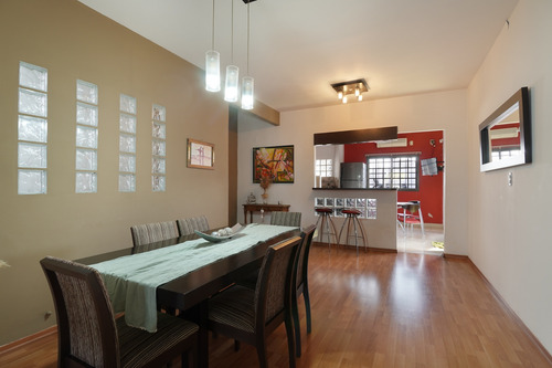Venta Casa 2 Dormitorios Piñeyro