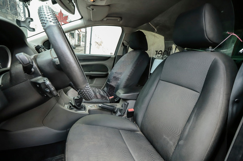 Ford Focus Sedan Glx 2.0 16v (flex)