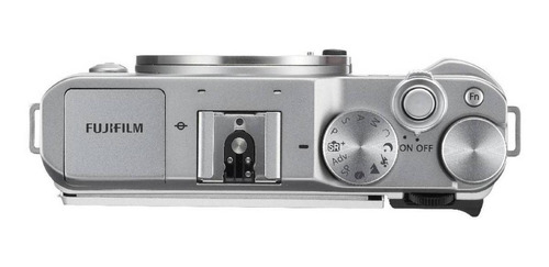 Fujifilm X Series X-A3 16-50mm OIS II Kit sin espejo color plateado
