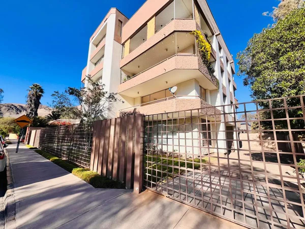Imagen 2 de 26 de Venta De Departamento En Batallones De Atacama, Copiapo