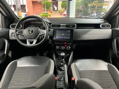 Renault Duster Intens MT 1.3 Turbo 4x4 2023