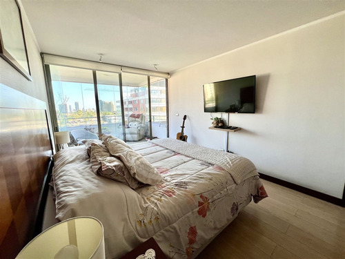 Departamento En Venta De 4 Dorm. En Las Condes