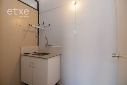 Imagen 8 de 10 de Oficina En Venta Con Garaje Y Excelente Renta 6,2% En Centro (ref: Jpd-1153)