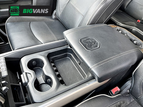 RAM Ram 3500 6.7 Laramie Cab. Dupla 4x4 Aut. 4p