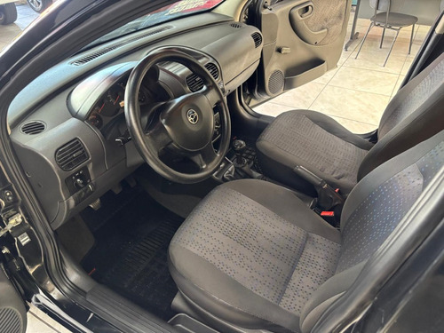 Chevrolet Corsa 1.4 MPFI MAXX SEDAN 8V FLEX 4P MANUAL