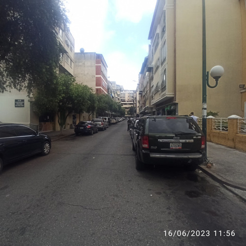 Vendo Local En Chacao (local, Clínica Odontológica, Oficina O Lunchería). Zhernandez