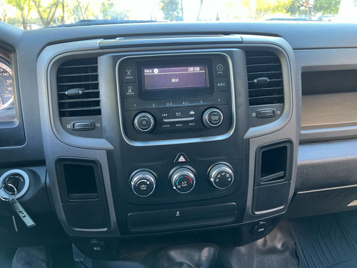 RAM 4000 5.7 Chasis Cabina Pl 4x2 Mt