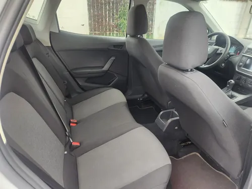 Seat Arona 1.6 Reference