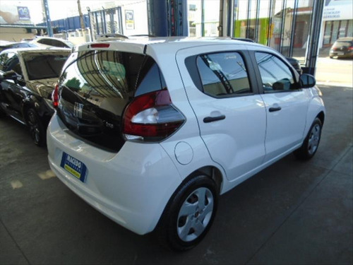 Imagem 2 de 14 de Fiat Mobi 1.0 Evo Like.