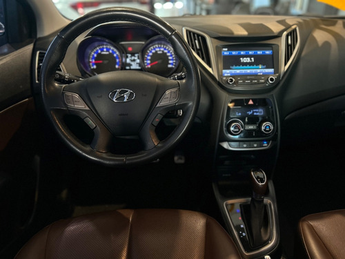 Hyundai HB20X 1.6 16V PREMIUM FLEX 4P AUTOMÁTICO