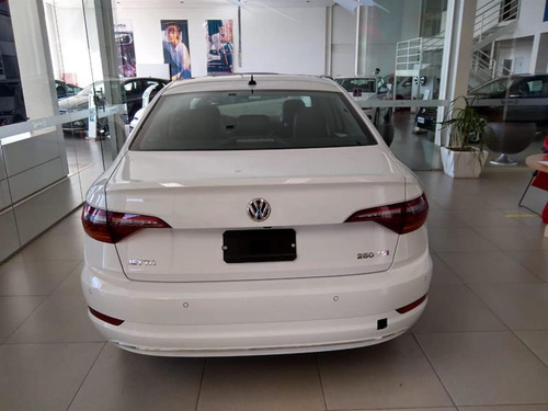 Volkswagen Jetta Jetta Comfort. 250 Tsi 1.4 Flex 16v Aut. F