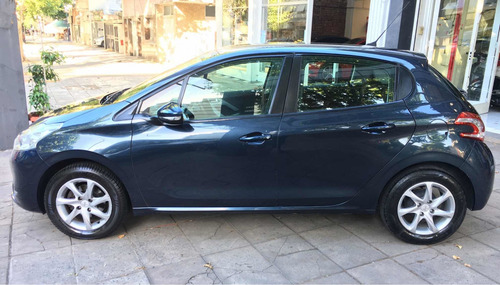 Peugeot 208 Allure Touchscreen 2013 Excelente Estado