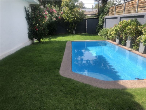 Imagen 18 de 30 de Casa En Venta De 5 Dorm. En Vitacura