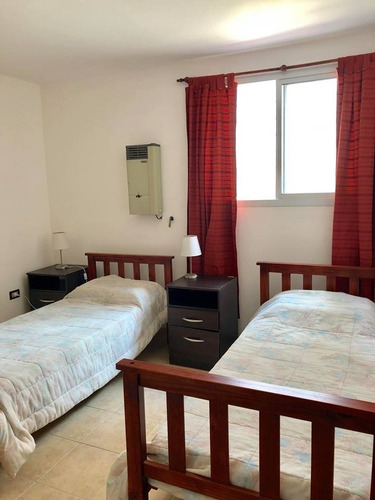 Imagen 15 de 25 de Hermosa Casa Con Pileta Para 6/8 Personas En Excelente Ubicación