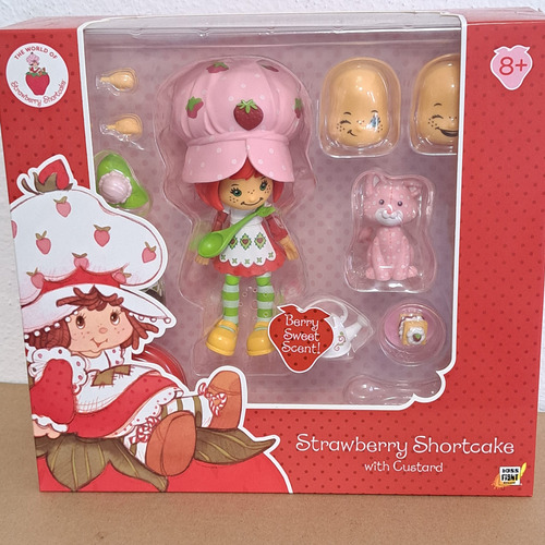 Strawberry Shortcake W/ Custard Boss Fight Studio 6 (Usado)