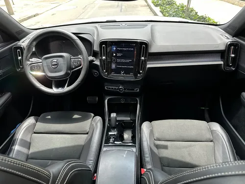 Volvo XC40 2.0 T5 Awd R-design