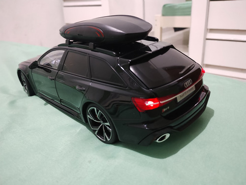 Carro Em Miniatura Audi Rs6 Avant Preto Marca Chinesa 1/18 Preto