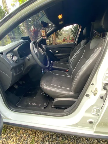 Renault Stepway 1.6 Expression / Zen
