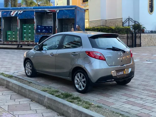 Mazda 2 15ha1c Automático Único Dueño Mantenimientos Mazda