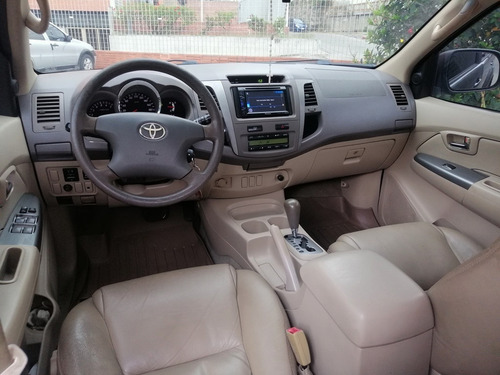 Toyota Fortuner Sr5 4x2