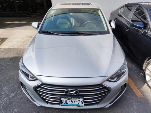 Imagen 3 de 15 de Hyundai Elantra 2.0 Limited Tech Navi At
