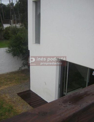 Casa En Pinares- Ref: 37553
