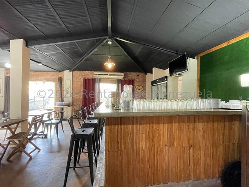 En Venta Negocio Restaurante En El Circulo Militar Las Delicias Maracay Todo Operativo Con Vista Al Lago Para Tus Eventos Kg
