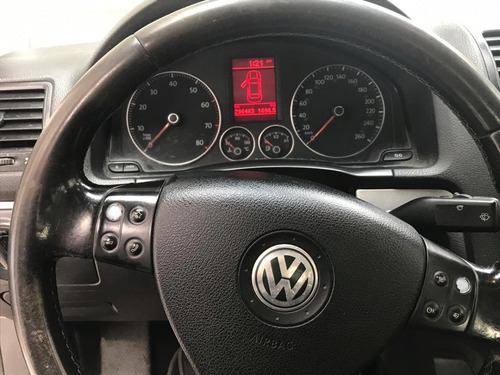 Volkswagen Vento 2.5 At