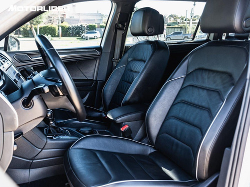 Imagen 5 de 15 de Volkswagen Tiguan Highline Extra Full | Permuta / Financia