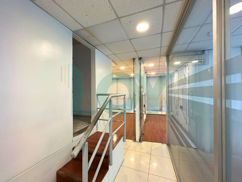 Oficina En Arriendo En Las Condes Sector Tobalaba 134m2