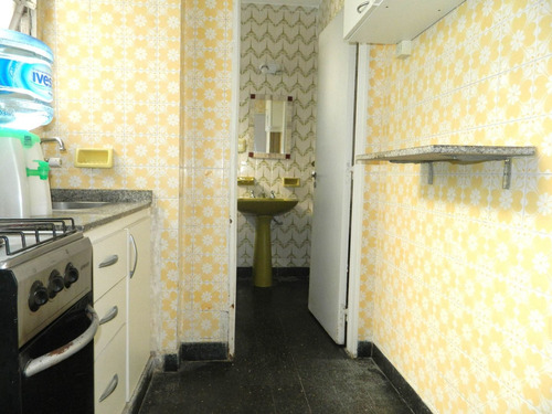 Imagen 11 de 17 de Departamento En Venta En Barrio Norte De 1 Ambiente