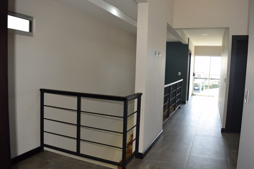 Imagen 17 de 20 de Venta Casa En San Roque De Barva, Condominio Camino Del Sol, Nueva Con Acabados De Lujo Y Zona Verde