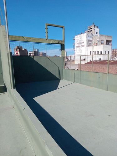Excelente Local Deposito Y Vivienda