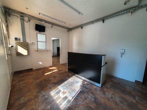 Imagen 5 de 14 de Local En Venta En Ituzaingo Norte