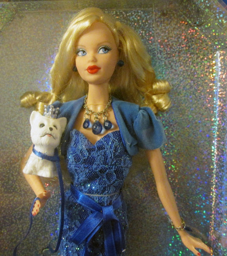 Barbie De Colección Miss Sapphire Septiembre 30 Cm Mattel.