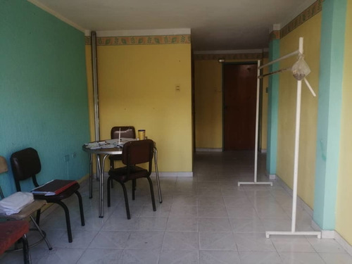 Imagen 8 de 13 de As En Alquiler Casa Doble Propósito En Av. Ferrero Tamayo As