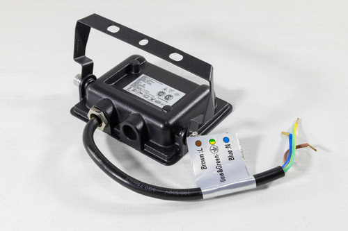 Proyector Led Verde 10w Para Patios Jardines Cesped Arboles Carcasa Negro