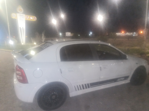 Chevrolet Astra 2.0 Gls